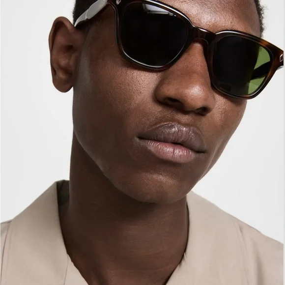 Garrett Leight Tortoise Broadway Sunglasses with Olive Lenses - Picture 4 of 5